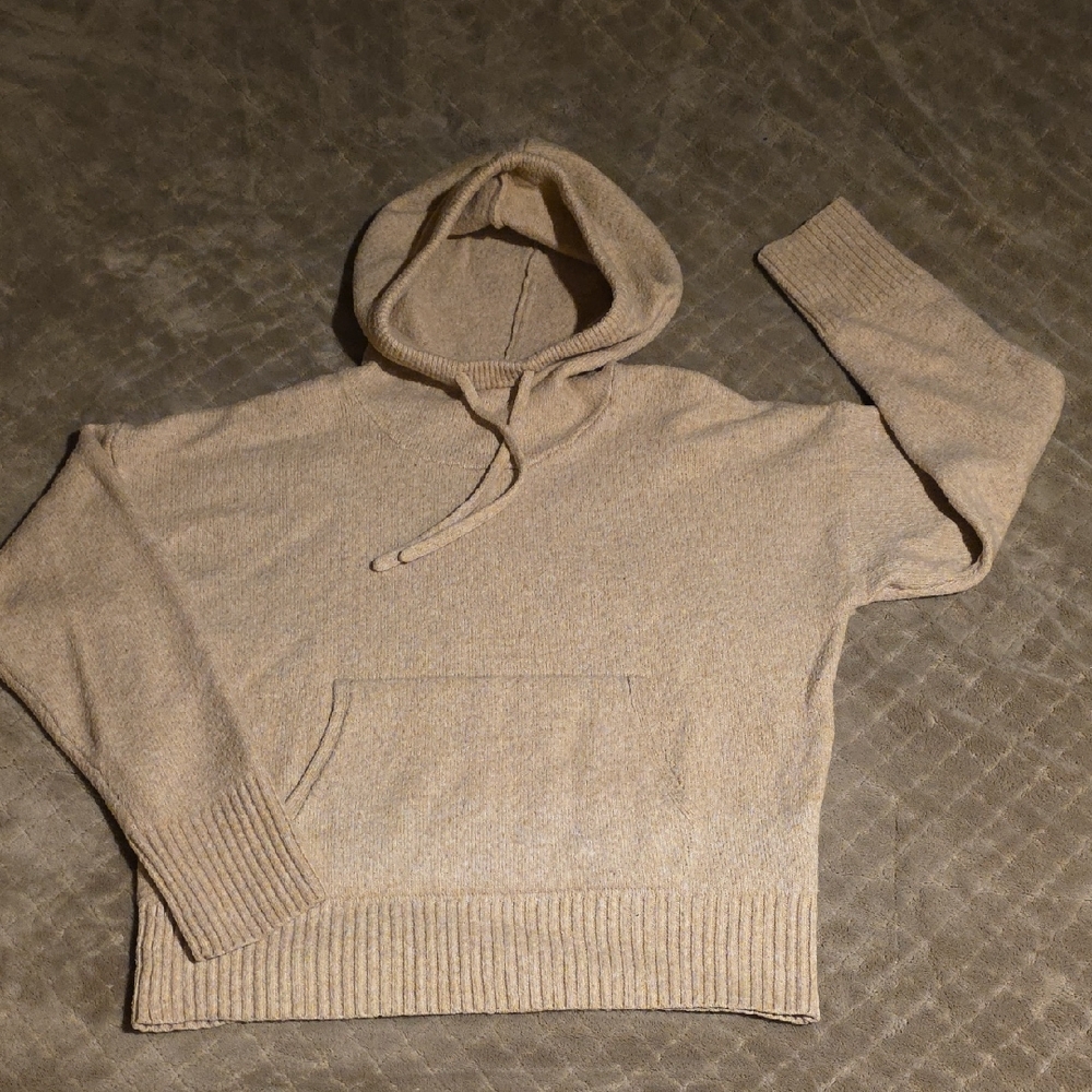 CALIA by Carrie Underwood Beige Knit Sweater